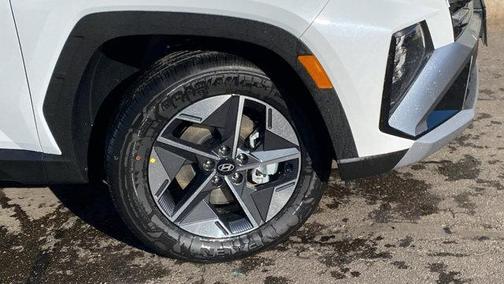 Pearl 2026 Hyundai TUCSON Plug-In Hybrid SEL