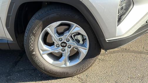 Shimmering Silver 2023 Hyundai TUCSON SEL