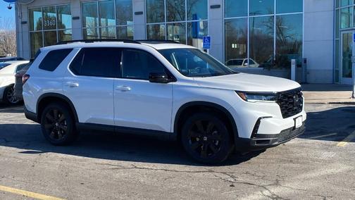 2025 Honda Pilot Black Edition