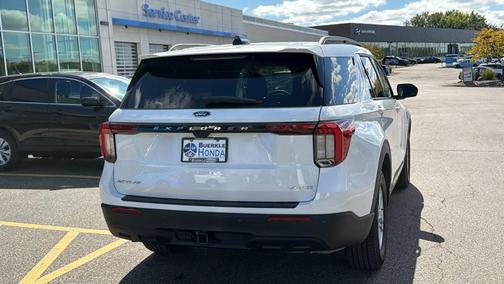 Star White 2026 Ford Explorer Active