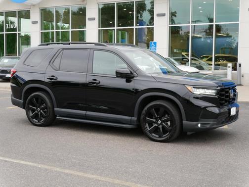 2025 Honda Pilot Black Edition