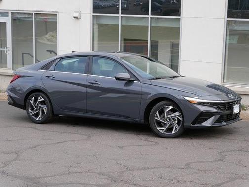 2025 Hyundai ELANTRA HEV Limited