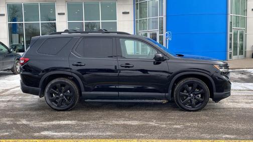 2025 Honda Pilot Black Edition