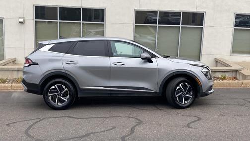 2023 Kia Sportage Hybrid LX