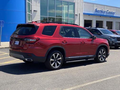 2023 Honda Pilot Elite