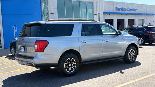 Iconic Silver Metallic 2024 Ford Expedition Max XLT