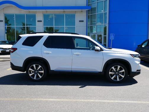 2024 Honda Pilot Elite