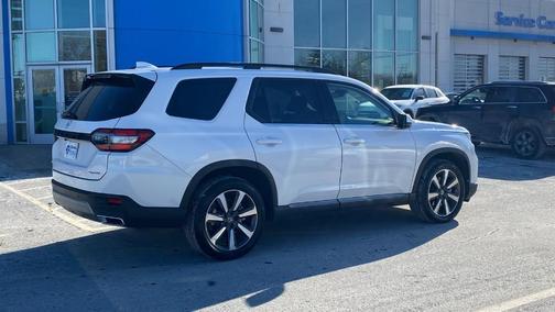 2024 Honda Pilot Touring