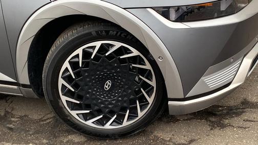 2024 Hyundai IONIQ 5 Limited