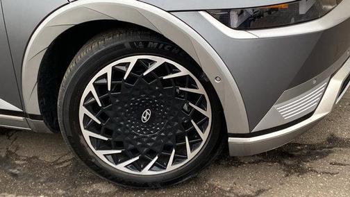 2024 Hyundai IONIQ 5 Limited