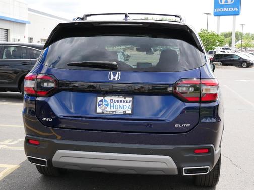 2023 Honda Pilot Elite