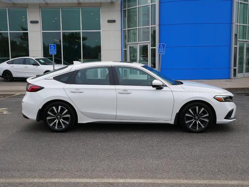 2022 Honda Civic EX-L