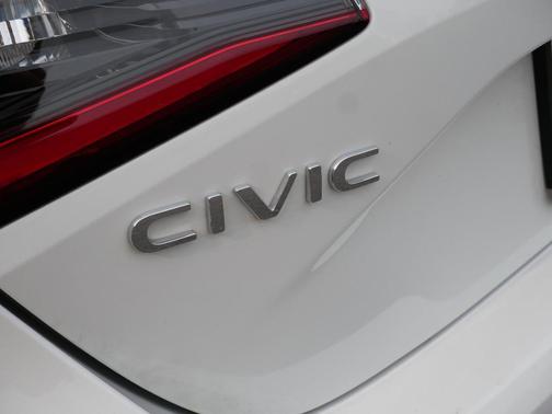 2022 Honda Civic EX-L