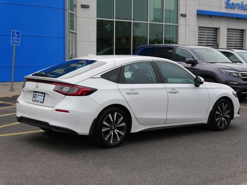 2022 Honda Civic EX-L