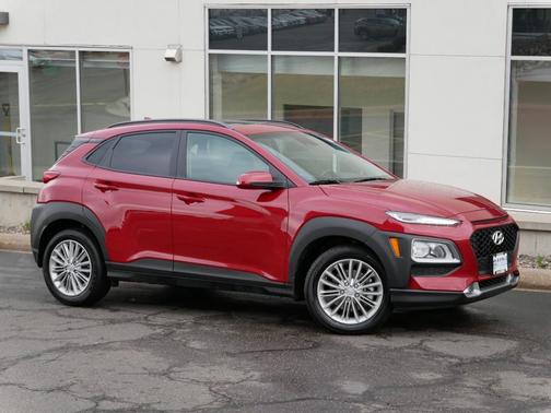 2021 Hyundai KONA SEL Plus