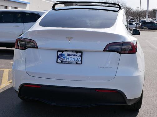 2023 Tesla Model Y Long Range