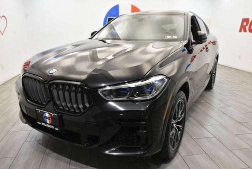 2022 BMW X6 M50i