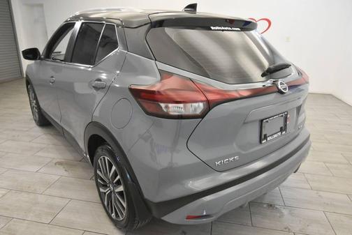 2021 Nissan Kicks SV