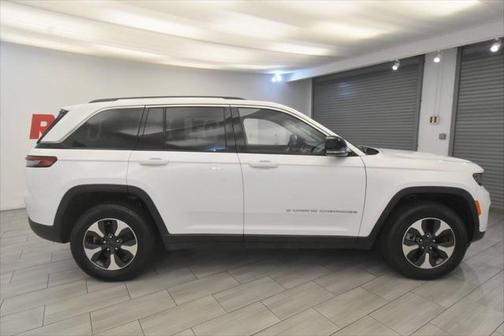 2023 Jeep Grand Cherokee 4xe Base
