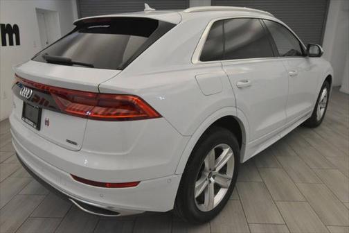 2021 Audi Q8 55 Premium