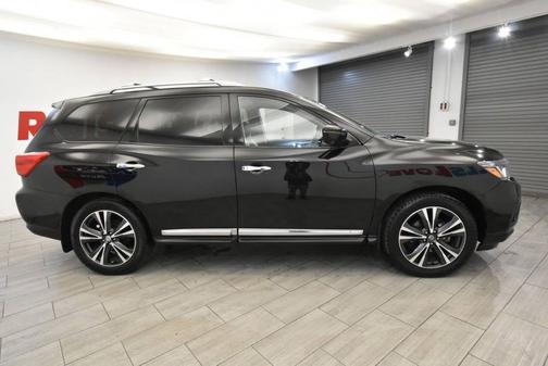 2020 Nissan Pathfinder Platinum 4WD