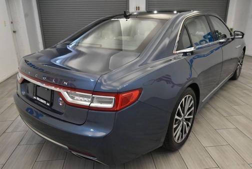 2019 Lincoln Continental Select
