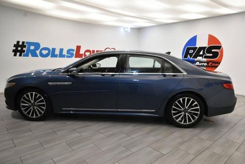 2019 Lincoln Continental Select