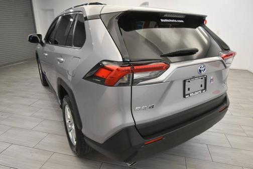 2020 Toyota RAV4 Hybrid XLE