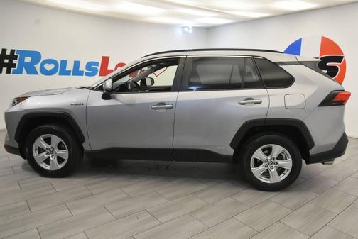 2020 Toyota RAV4 Hybrid XLE