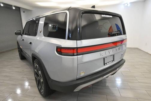2023 Rivian R1S Launch Edition