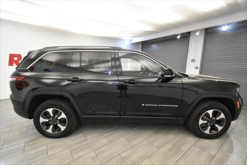 2023 Jeep Grand Cherokee 4xe Base