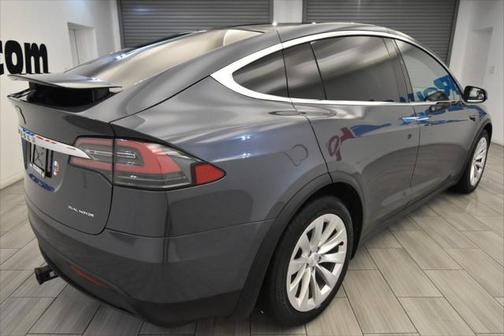 2020 Tesla Model X Long Range Dual Motor All-Wheel Drive