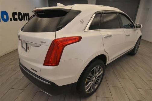 2017 Cadillac XT5 Premium Luxury