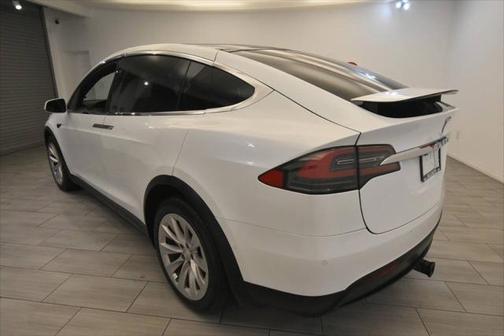 2020 Tesla Model X Long Range Dual Motor All-Wheel Drive