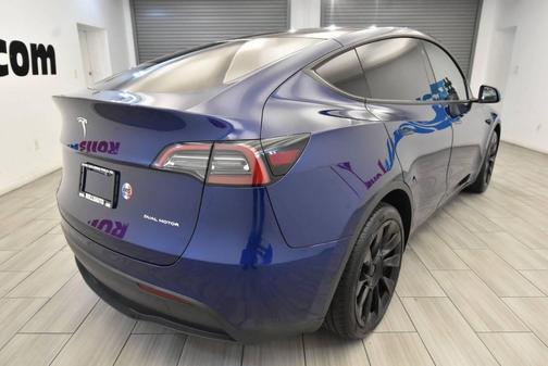2021 Tesla Model Y Long Range Dual Motor All-Wheel Drive
