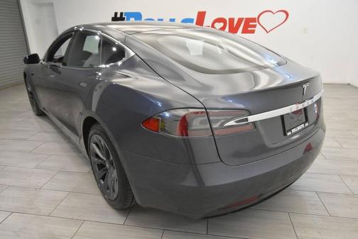 2020 Tesla Model S Long Range