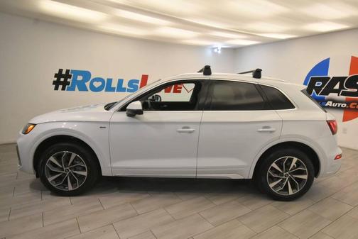 2022 Audi Q5 45 S line Premium