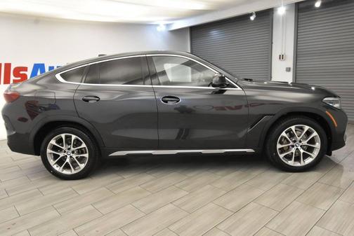 2022 BMW X6 xDrive40i