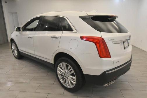 2017 Cadillac XT5 Premium Luxury