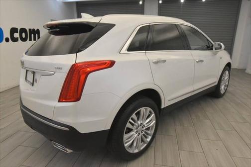 2017 Cadillac XT5 Premium Luxury