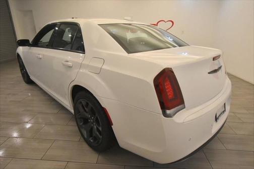 2021 Chrysler 300 S