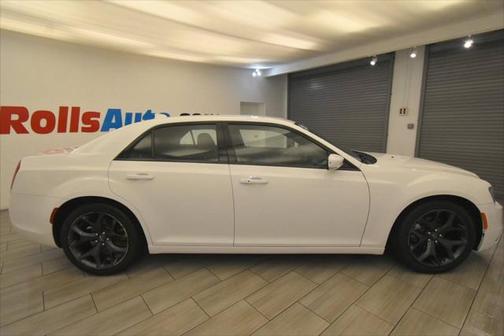 2021 Chrysler 300 S