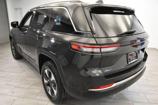 2023 Jeep Grand Cherokee 4xe Base