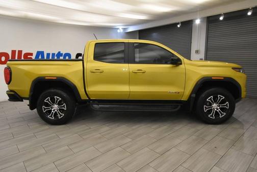 2023 GMC Canyon AT4