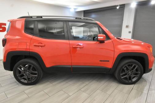 Colorado Red Clearcoat 2020 Jeep Renegade Altitude