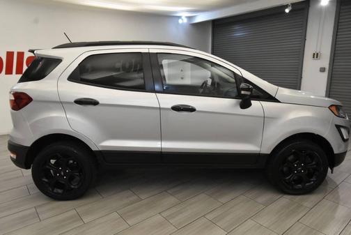 2022 Ford EcoSport SES