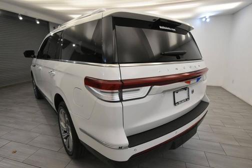 2022 Lincoln Navigator Reserve