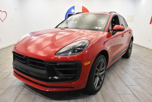 2022 Porsche Macan S