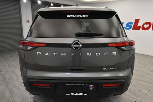 2022 Nissan Pathfinder SV 4WD