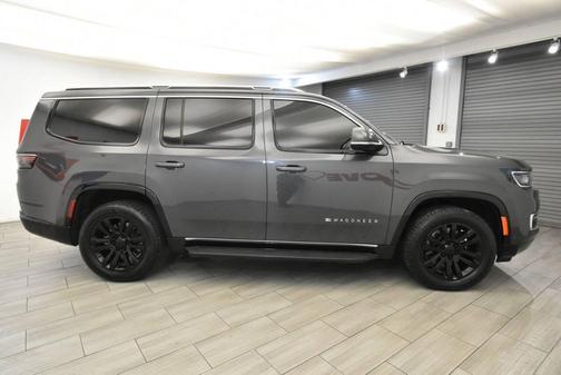 2022 Jeep Wagoneer Series II 4x4